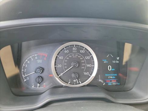 Used 2022 Toyota Corolla LE image 17