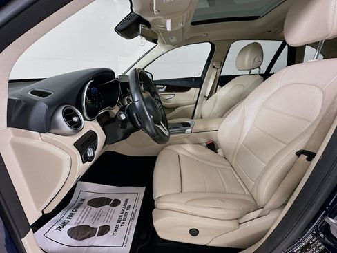 Used 2022 Mercedes-Benz GLC 300 image 22