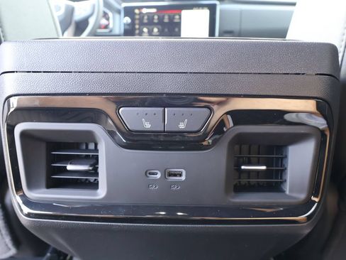 New 2026 GMC Sierra 1500 AT4 w/ AT4 Premium Package AWD/4WD image 31