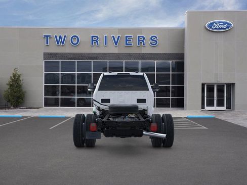 New 2026 Ford F450 XL w/ XL Chrome Package image 5