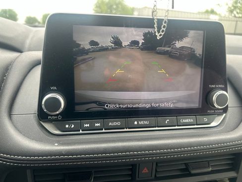 Certified 2024 Nissan Rogue S FWD image 13
