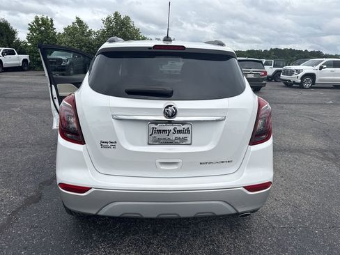 Certified 2020 Buick Encore Preferred FWD image 33