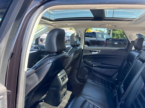 Used 2024 Ford Edge SEL w/ Convenience Package AWD/4WD image 17