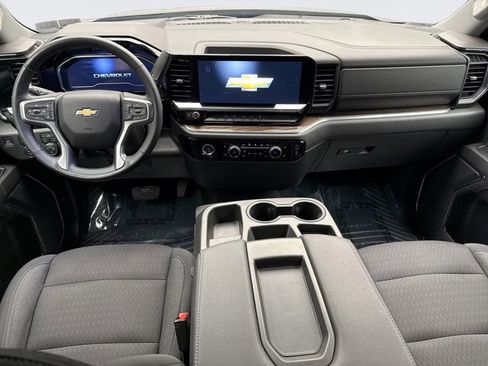 Used 2023 Chevrolet Silverado 1500 LT image 14