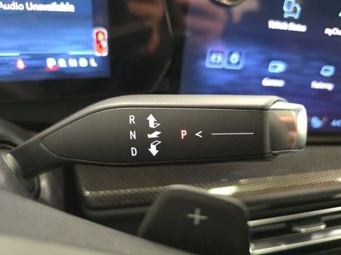 New 2026 Chevrolet Traverse High Country image 15