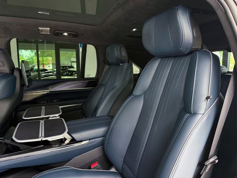 Used 2025 Cadillac Escalade IQ Sport 2 AWD/4WD image 37