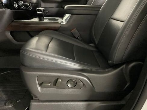 Used 2023 GMC Sierra 1500 SLT w/ SLT Convenience Package image 33