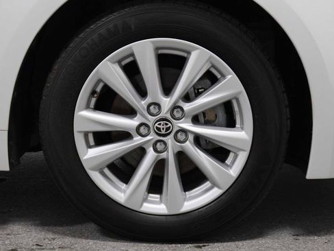 Used 2023 Toyota Corolla SE FWD image 12