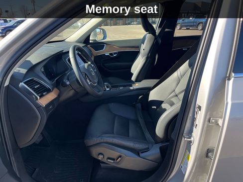 Used 2024 Volvo XC90 B5 Plus AWD/4WD image 12