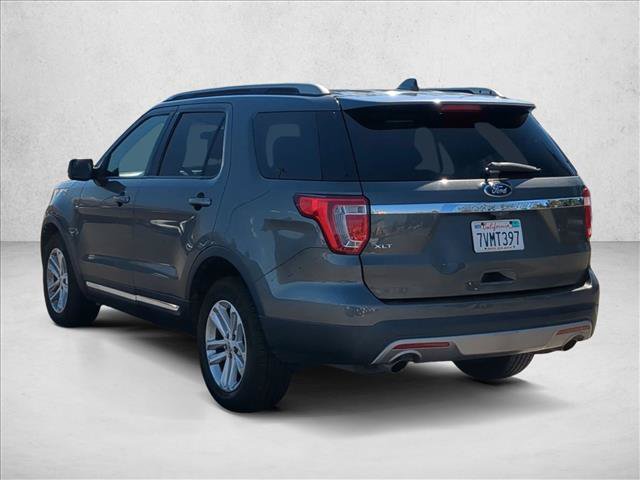 Used 2017 Ford Explorer XLT FWD image 8