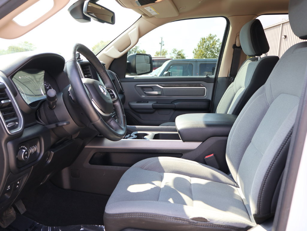 Used 2019 RAM 1500 4x4 Crew Cab image 20