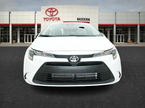 New 2026 Toyota Corolla LE image 3