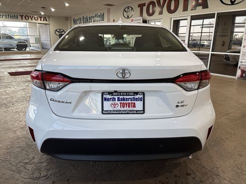 New 2026 Toyota Corolla LE image 9