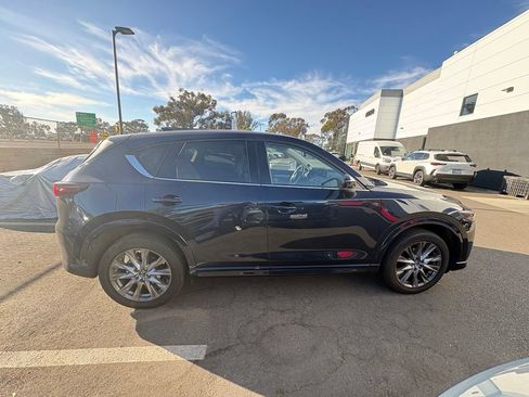 Used 2024 MAZDA CX-5 AWD 2.5 S w/ Premium Plus Pkg image 6