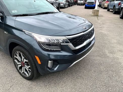 Used 2021 Kia Seltos SX w/ SX Sunroof Package AWD/4WD image 5