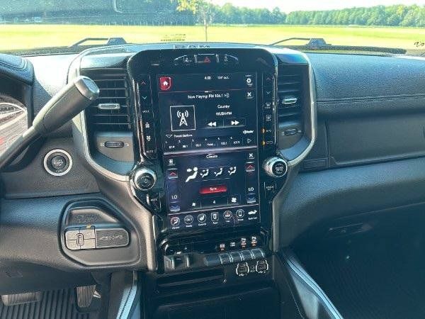 Used 2020 RAM 2500 Laramie AWD/4WD image 8