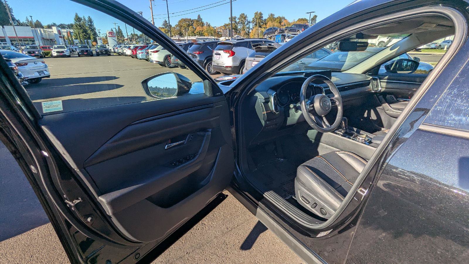 Used 2023 MAZDA CX-50 AWD 2.5 S w/ Cargo Package image 16
