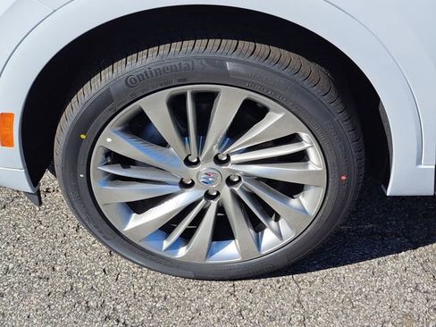 New 2026 Buick Envision Avenir image 5