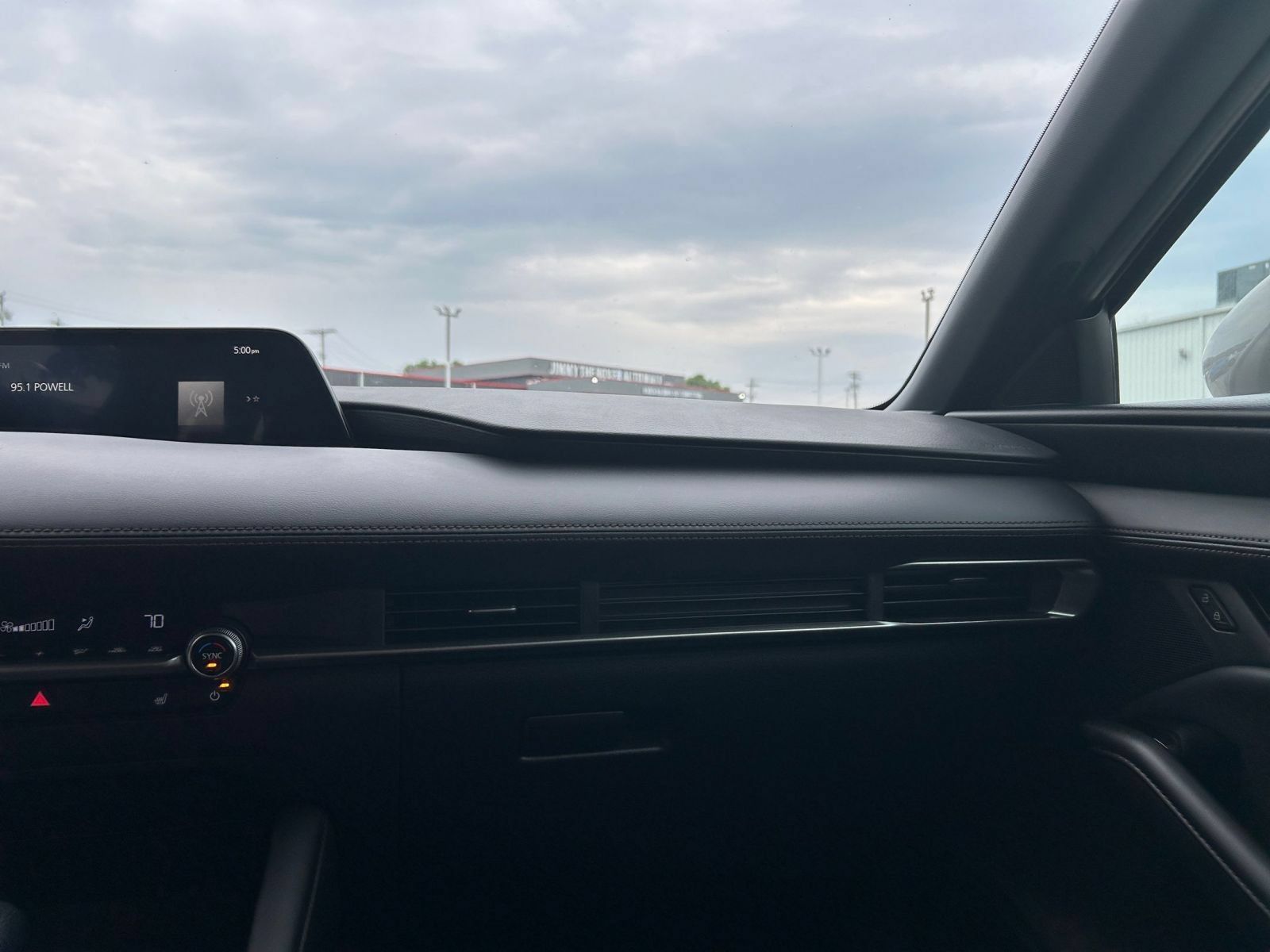 Used 2026 MAZDA MAZDA3 s FWD image 30