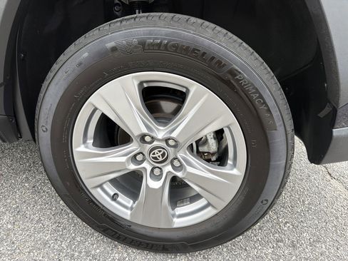 Certified 2024 Toyota RAV4 XLE AWD/4WD image 30