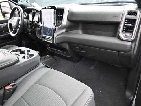 Used 2024 RAM 3500 Tradesman image 39