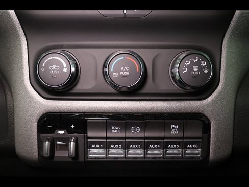 Used 2024 RAM 2500 Tradesman w/ Chrome Appearance Group image 14