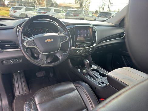Used 2020 Chevrolet Traverse Premier w/ Redline Edition image 23