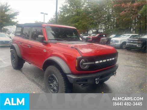 Used 2022 Ford Bronco Wildtrak image 9