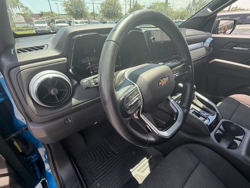 Used 2023 Chevrolet Colorado LT w/ LT Convenience Package RWD image 10
