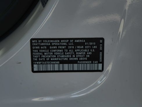Used 2013 Volkswagen Passat 2.5 SE FWD image 44