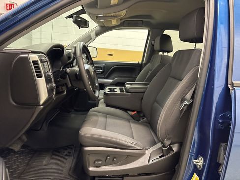 Used 2018 Chevrolet Silverado 1500 LT w/ All Star Edition image 16