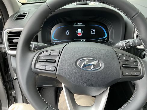 New 2026 Hyundai Venue SEL image 9