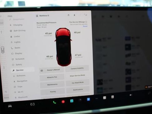 Used 2023 Tesla Model X Plaid image 30