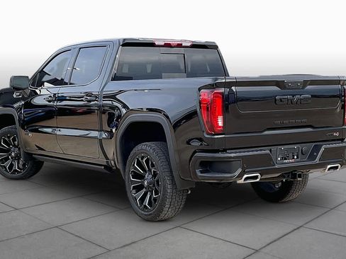 Certified 2025 GMC Sierra 1500 AT4 w/ AT4 Premium Package AWD/4WD image 11