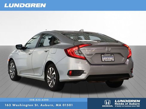 Certified 2018 Honda Civic EX image 3