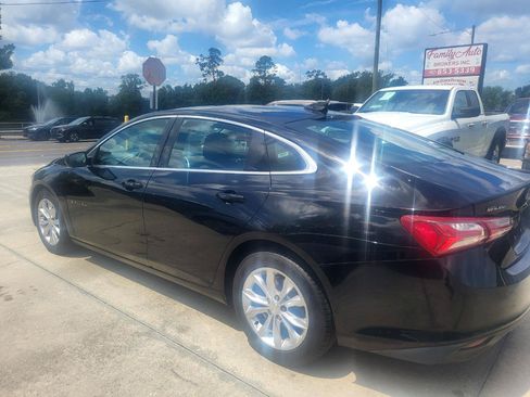 Used 2020 Chevrolet Malibu LT FWD image 27