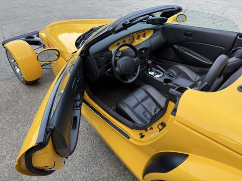 Used 2000 Plymouth Prowler image 23