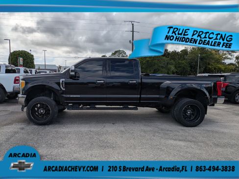 Used 2017 Ford F350 Lariat w/ Chrome Package AWD/4WD image 7