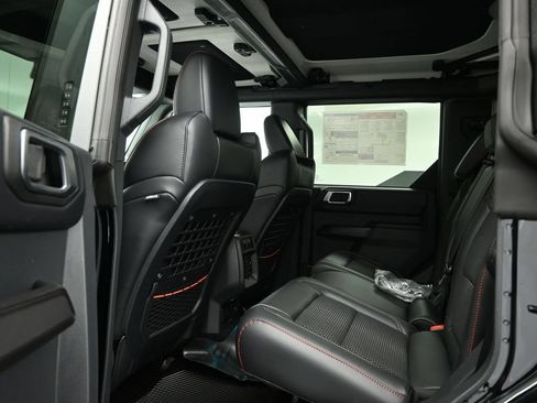 New 2026 Ford Bronco Raptor AWD/4WD image 17