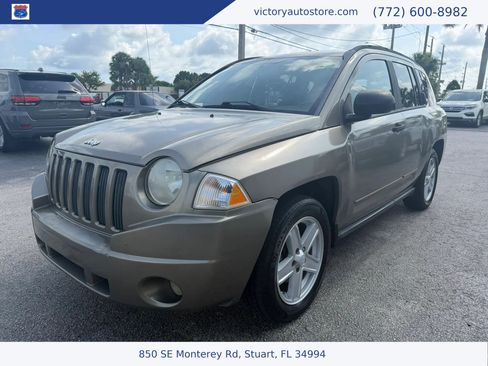 Used 2008 Jeep Compass Sport FWD image 7