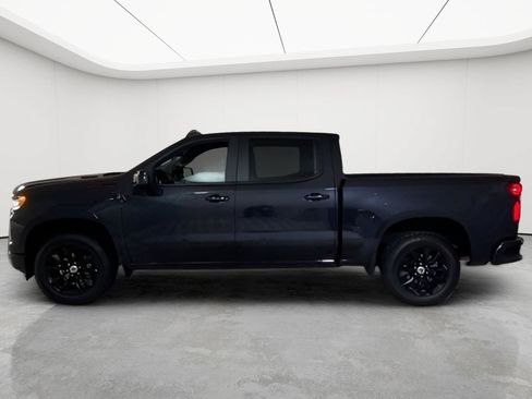 Used 2023 Chevrolet Silverado 1500 RST w/ Z71 Off-Road Package AWD/4WD image 8