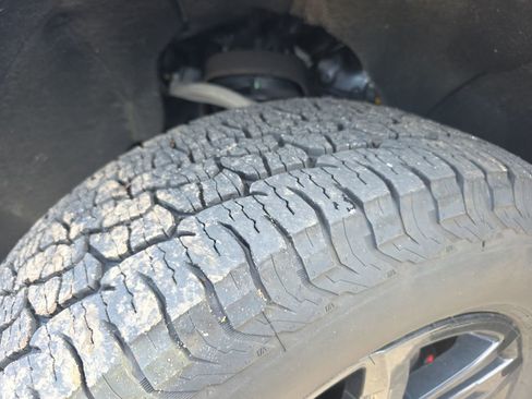 Used 2021 Chevrolet Silverado 1500 RST w/ Redline Edition image 38