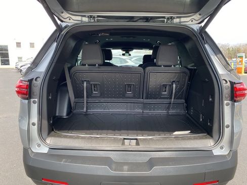 Certified 2023 Chevrolet Traverse LT w/ LPO, Floor Liner Package AWD/4WD image 16