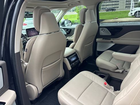 Certified 2024 Lincoln Aviator Reserve w/ Equipment Group 201A AWD/4WD image 27