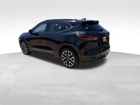Used 2025 Chevrolet Blazer RS AWD/4WD image 8