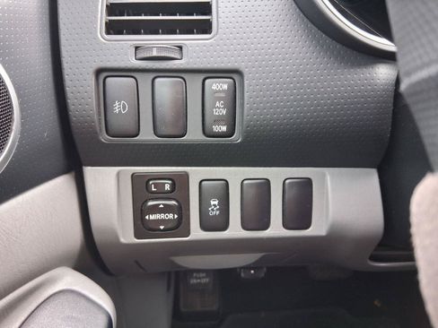 Used 2015 Toyota Tacoma PreRunner w/ TRD Sport Package RWD image 30
