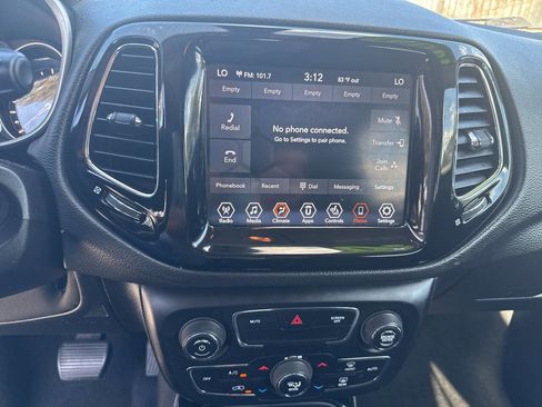 Used 2020 Jeep Compass Limited image 20