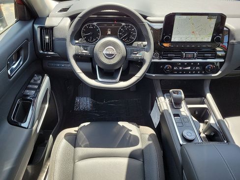 New 2025 Nissan Pathfinder SL w/ Cargo Package image 8