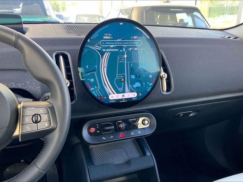 Certified 2025 MINI Cooper Countryman SE AWD/4WD image 7