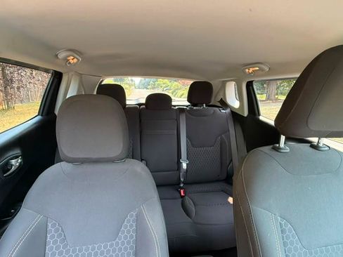 Used 2020 Jeep Compass Sport w/ Sport Appearance Group AWD/4WD image 7